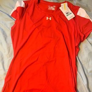 Under Armour women’s shirt